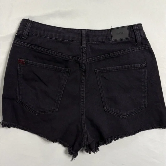 Womens size 28 waist BDG Jean shorts, #M1051 - Picture 2 of 4